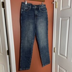 Judy Blue Rigid Magic Medium Dark Wash High-Rise Straight Leg Jeans
